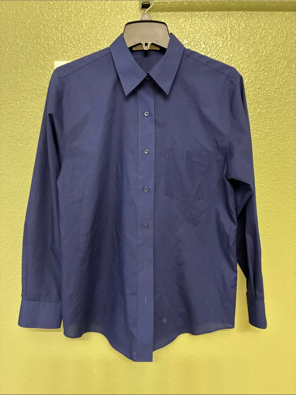 Foxcroft Navy Button-Down Blouse - Long Sleeves size 10 wrinkle free 55% cotton